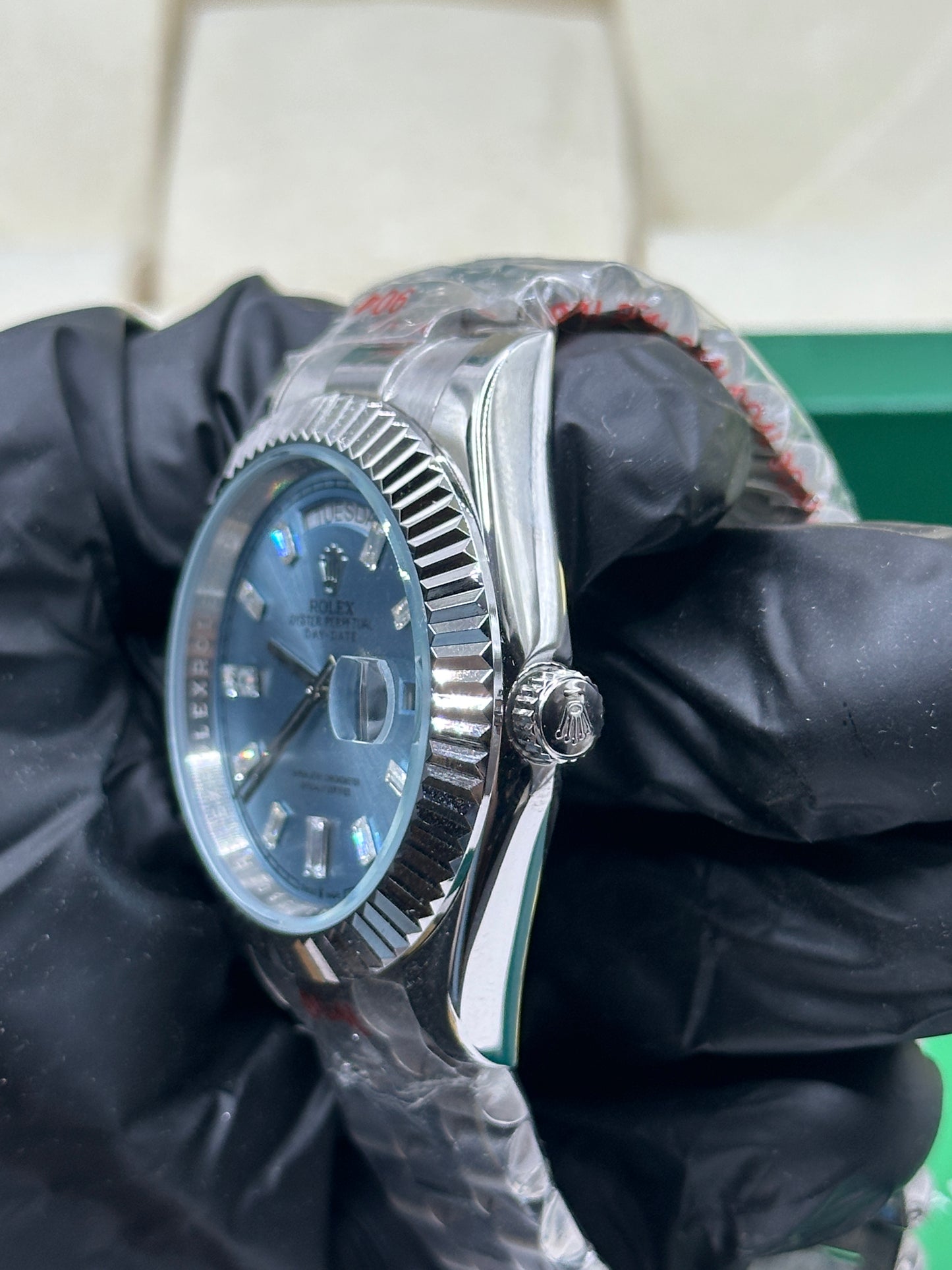 Rolex Day-Date Light Blue Diamond Dial, 40mm White Gold President - U1 FACTORY - AUTOMATIK