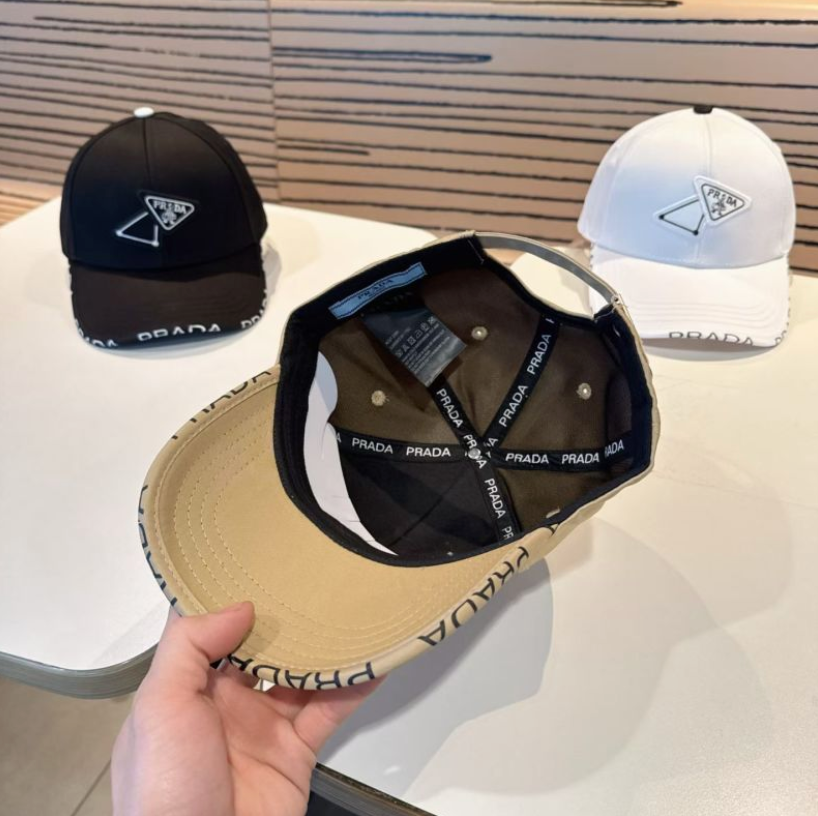 PRADA DOUBLE TRIANGLE LOGO BASEBALL CAP – BEIGE / BLACK / WHITE – 1:1 HIGH END