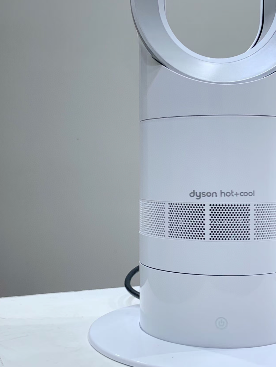 DYSON HOT+COOL™ AM09 – FAN & HEATER – BLADELESS DESIGN – FULL SET – HIGH END