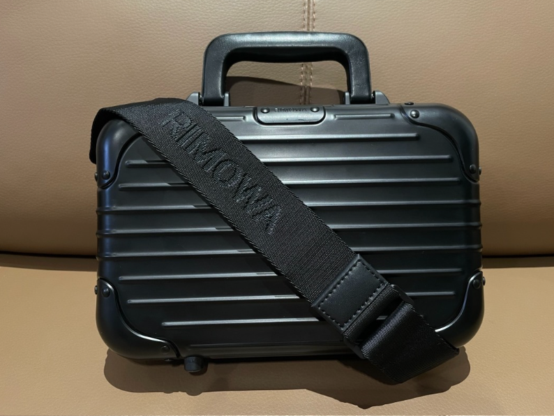 RIMOWA TOPAS PICCOLO CROSSBODY BAG – HIGH QUALITY 1:1
