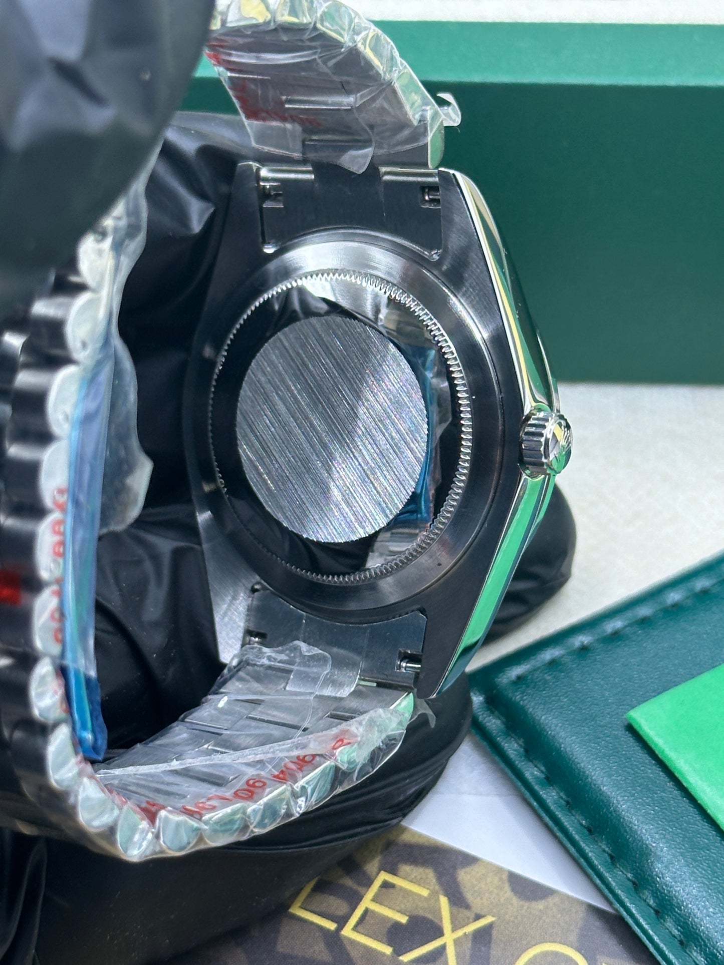 U1 Factory Rolex Day-Date Full Diamond Dial, Bezel and Roman Markers, 40mm White Gold President - Automatik