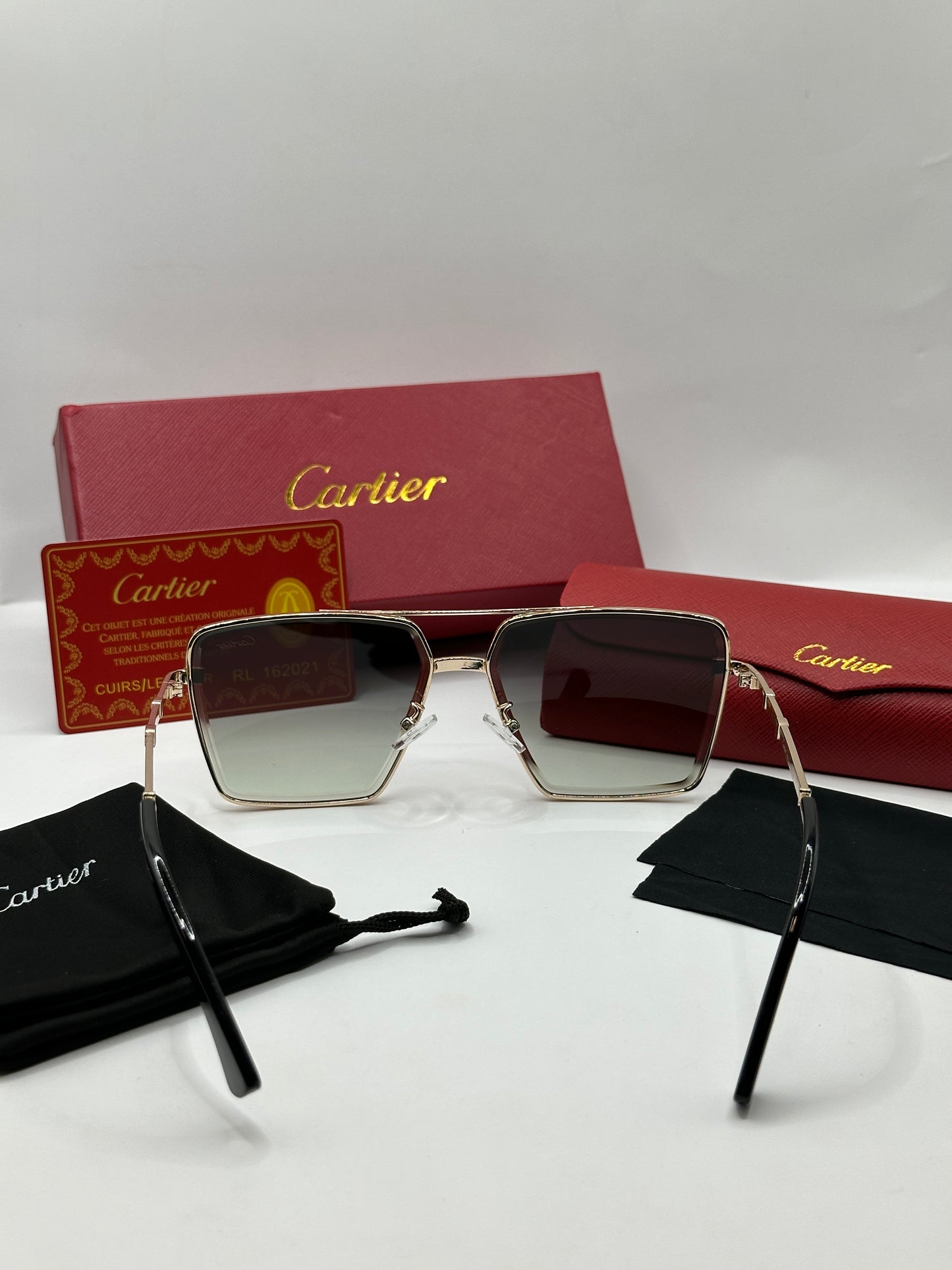 Cartier Sonnenbrille in Gold Verlaufstönung C2