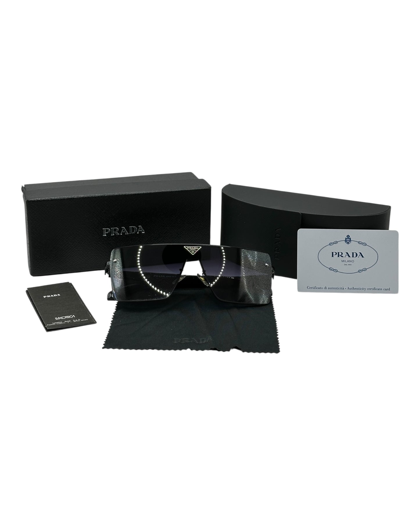 Prada Sonnenbrille in Schwarz mit helle Gläser P3