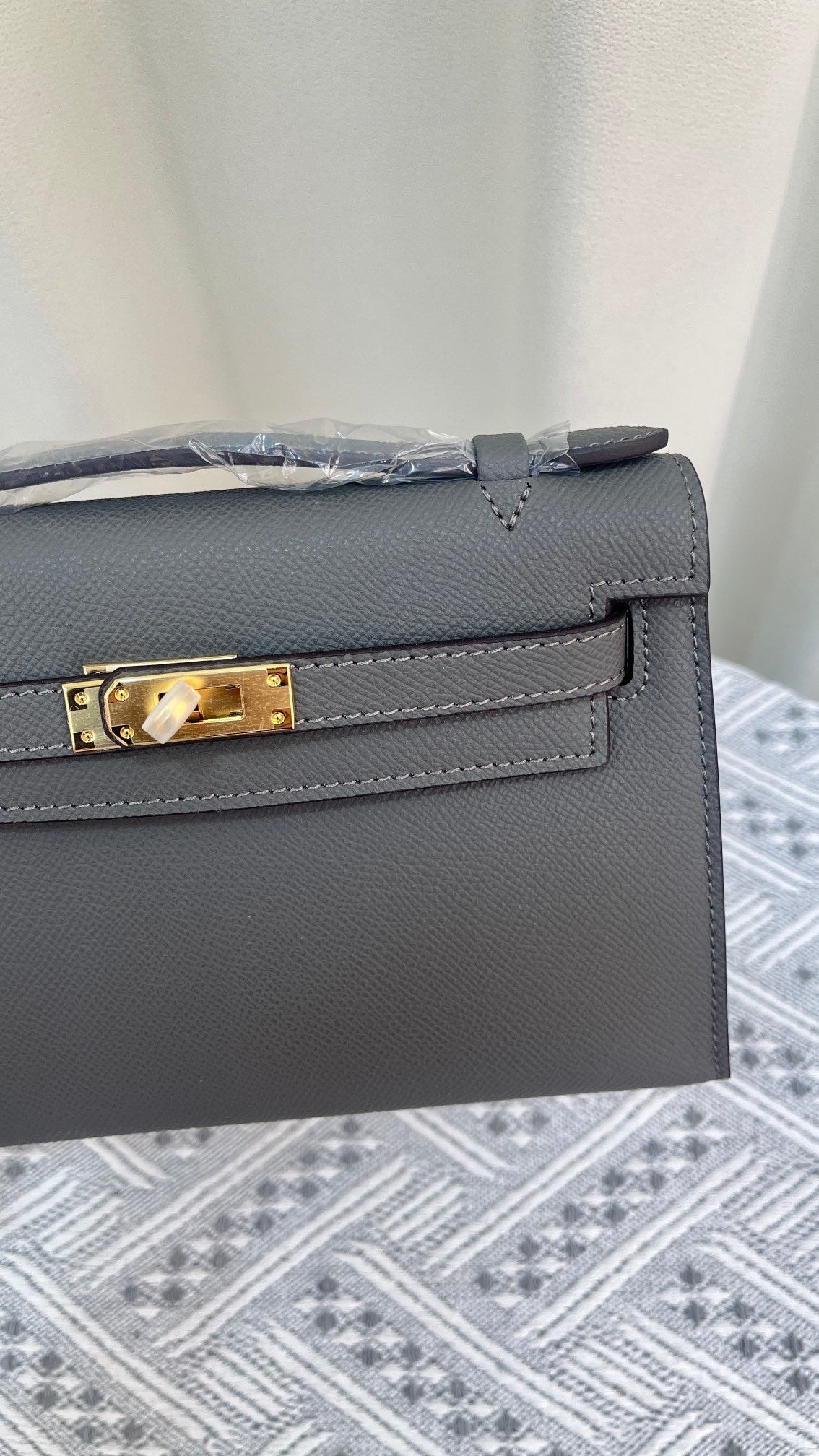 HERMÈS KELLY POCHETTE ARDOISE SWIFT GOLD HARDWARE 22CM - 1:1 HIGH END
