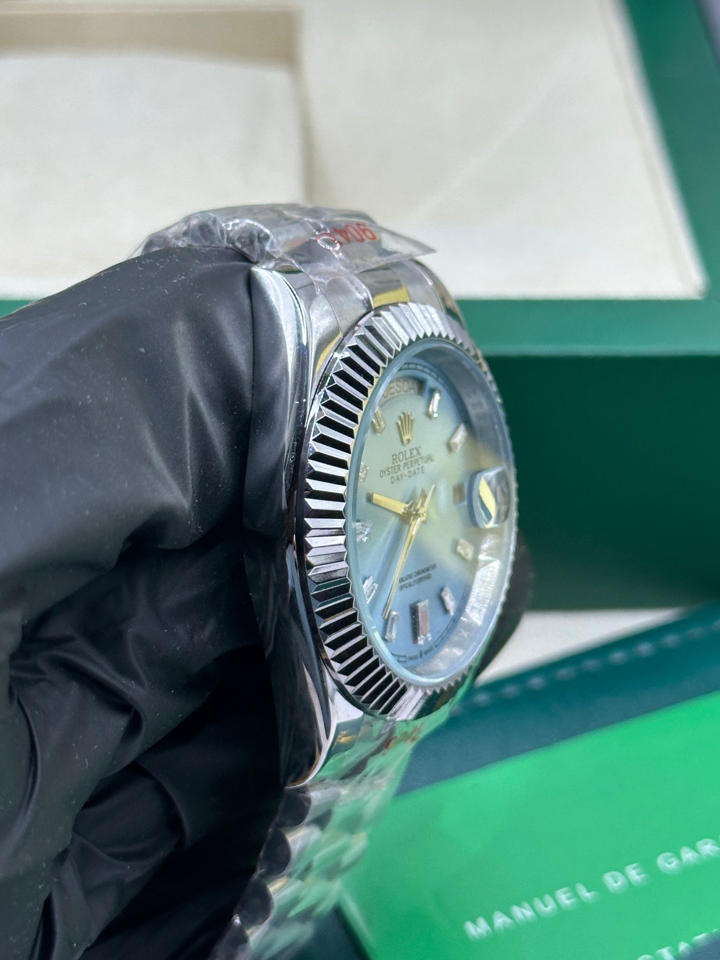 Rolex Day-Date Light Blue Diamond Dial, 40mm White Gold President - U1 FACTORY - AUTOMATIK