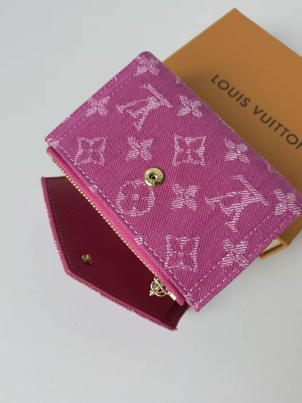 LOUIS VUITTON VICTORINE 12CM – Full Set - 1:1 HIGH END