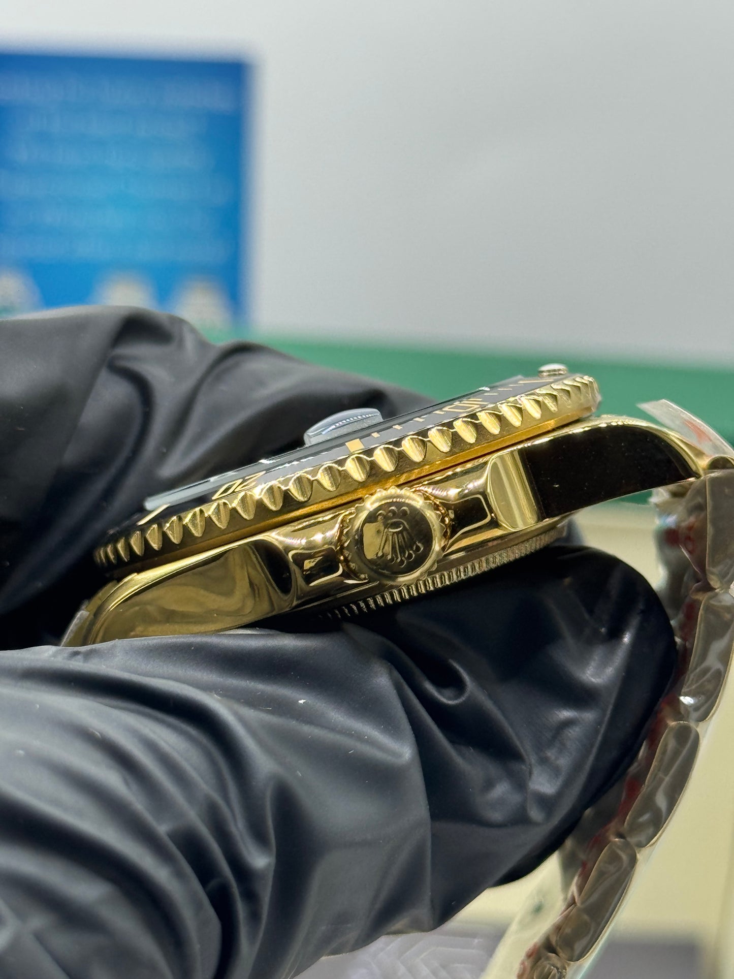 ROLEX SUBMARINER - GOLD - OYSTER - 41MM U1 FACTORY - AUTOMATIK