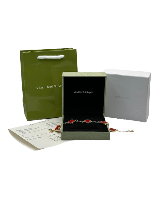 Van Cleef & Arpels Alhambra Armband mit Kleeblättern Rot