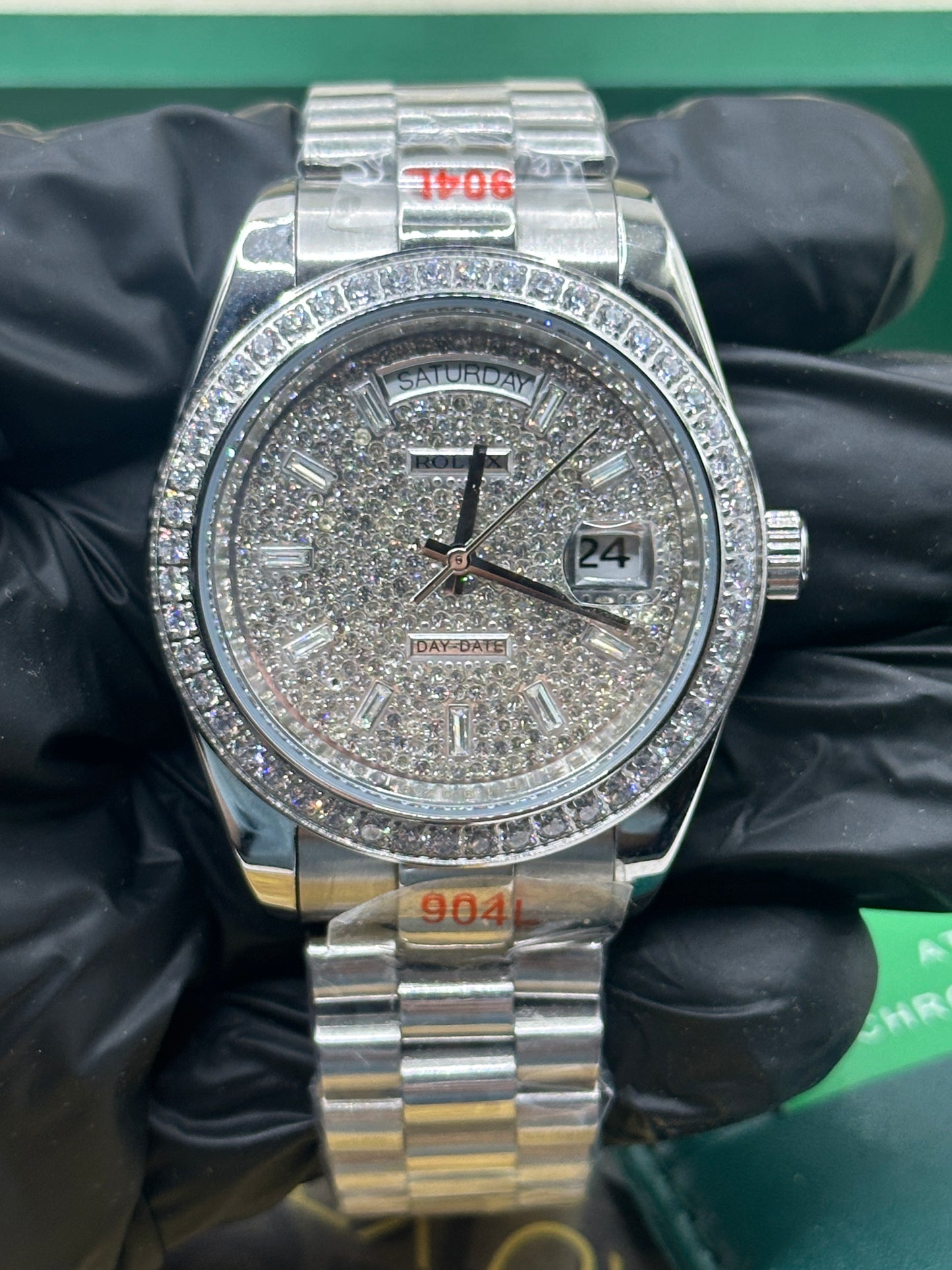 Rolex Day-Date Full Diamond Dial and Bezel, 40mm White Gold President - U1 FACTORY - AUTOMATIK