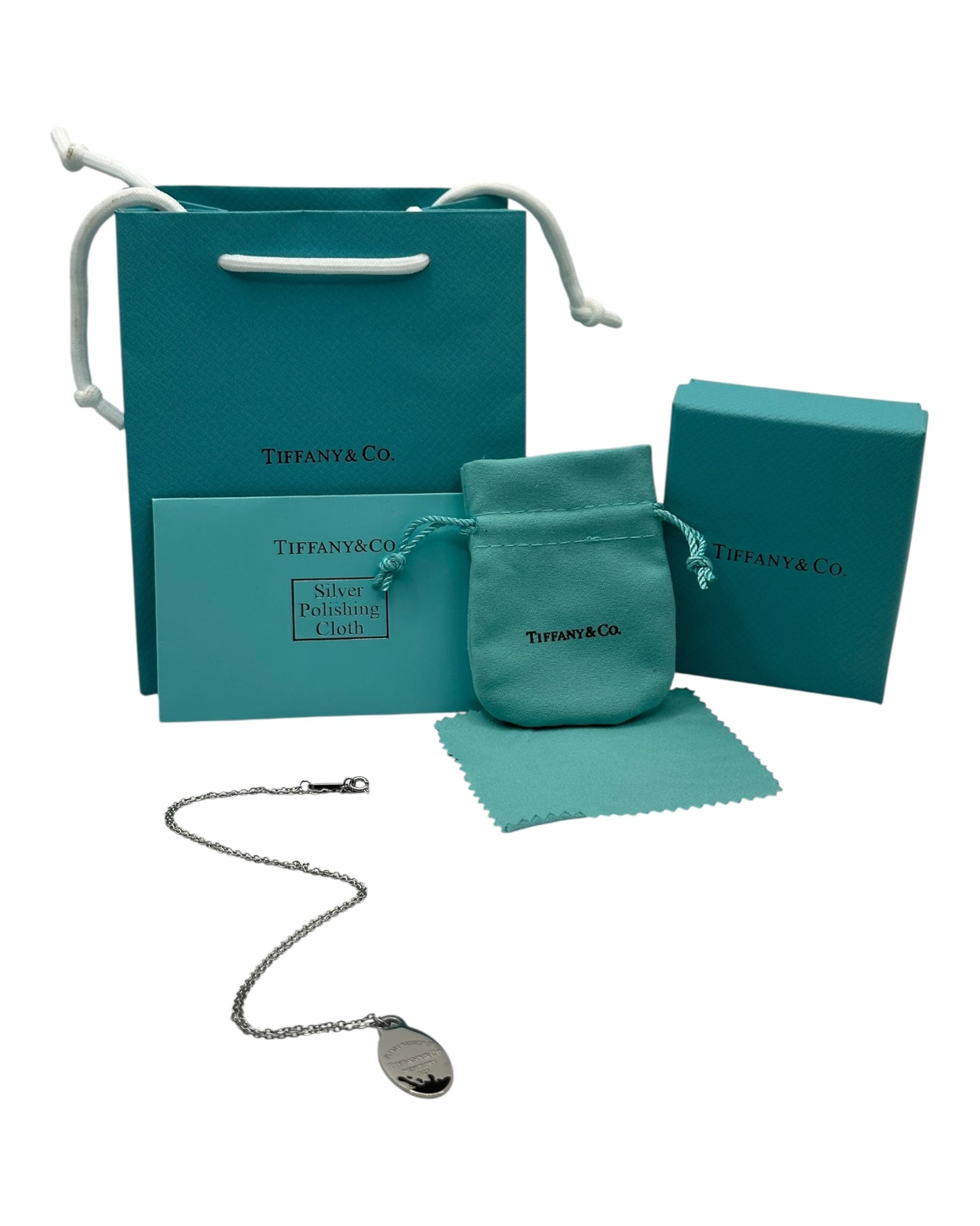 Tiffany & Co. Halskette schwarz mit ovalem Anhänger aus 925 Sterling-Silber