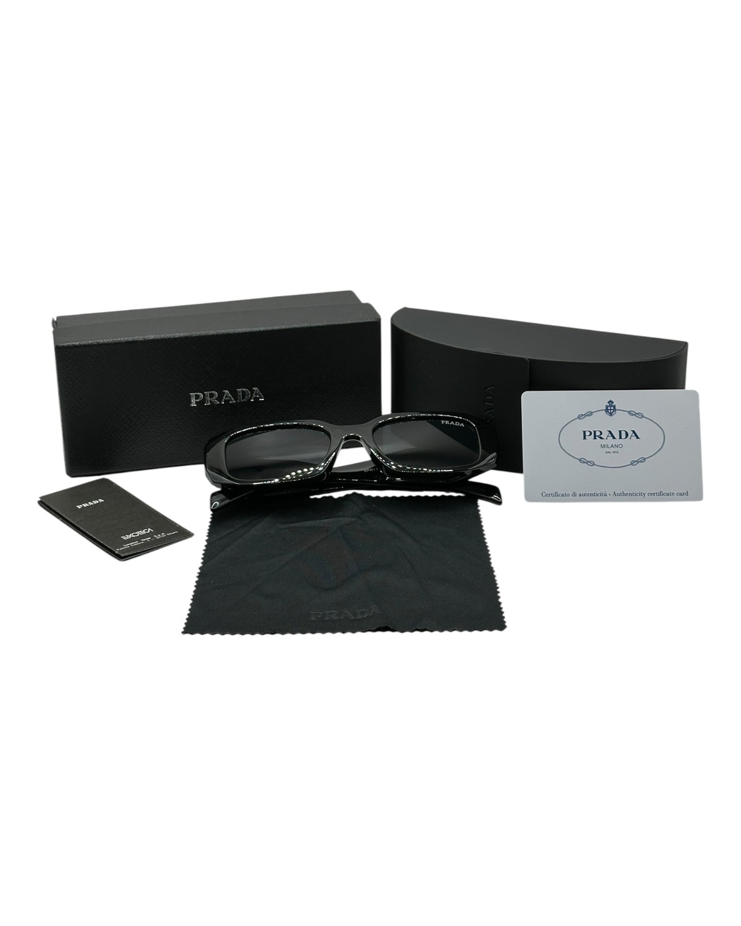 Prada Sonnenbrille in Schwarz mit dunkle Gläser P5
