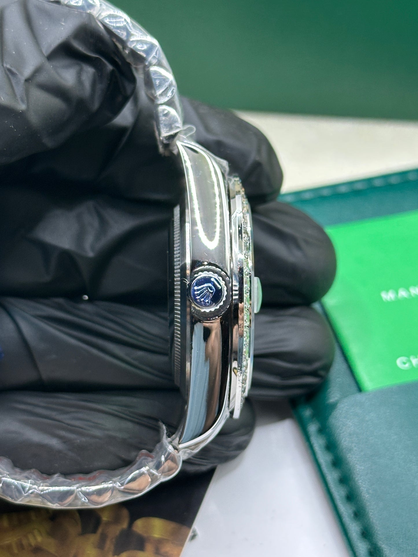 Rolex Day-Date Full Diamond Dial and Bezel, 40mm White Gold President - U1 FACTORY - AUTOMATIK