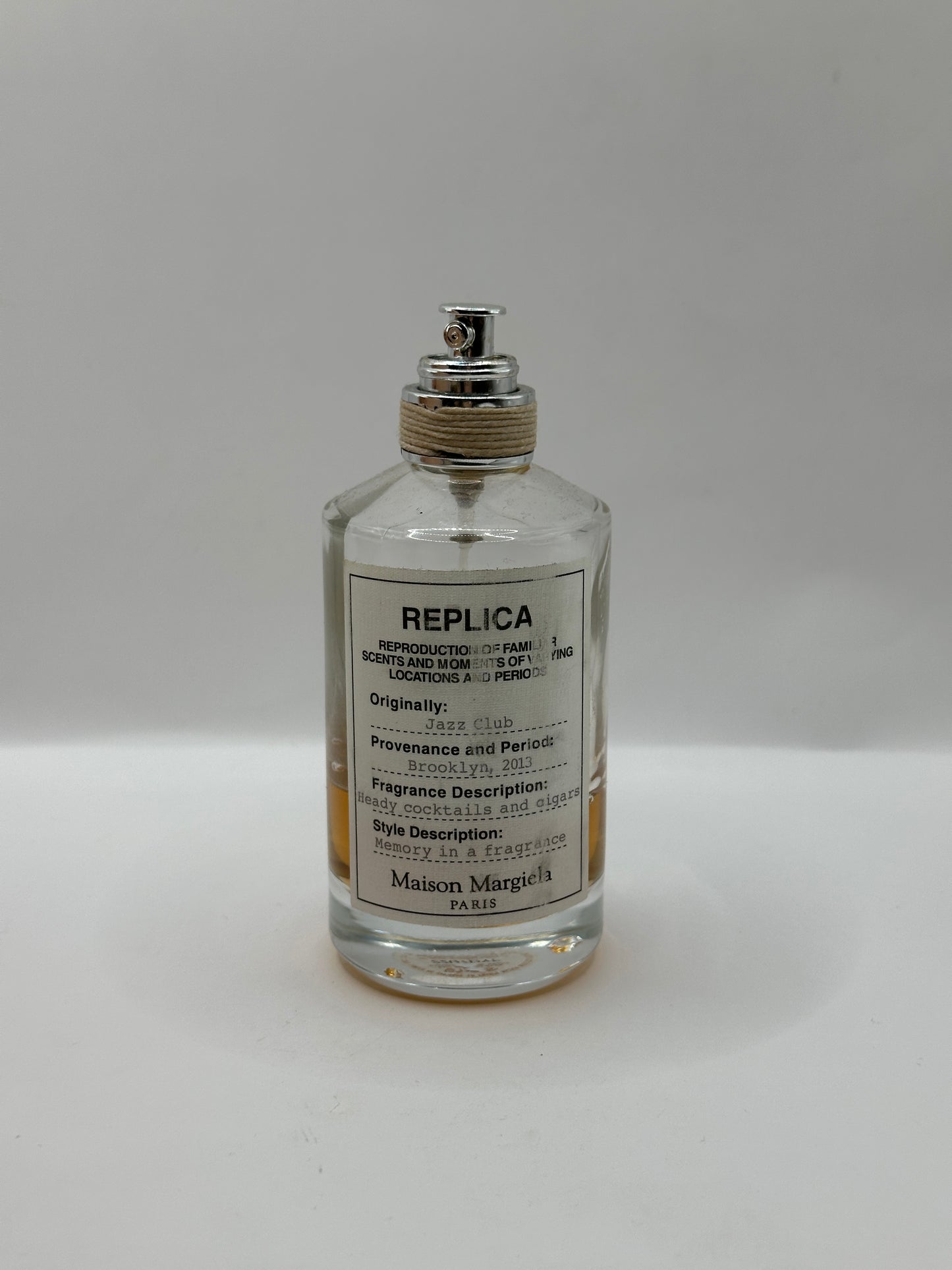 Ausstellungsstück REPLICA Jazz Club mit Box 35% voll