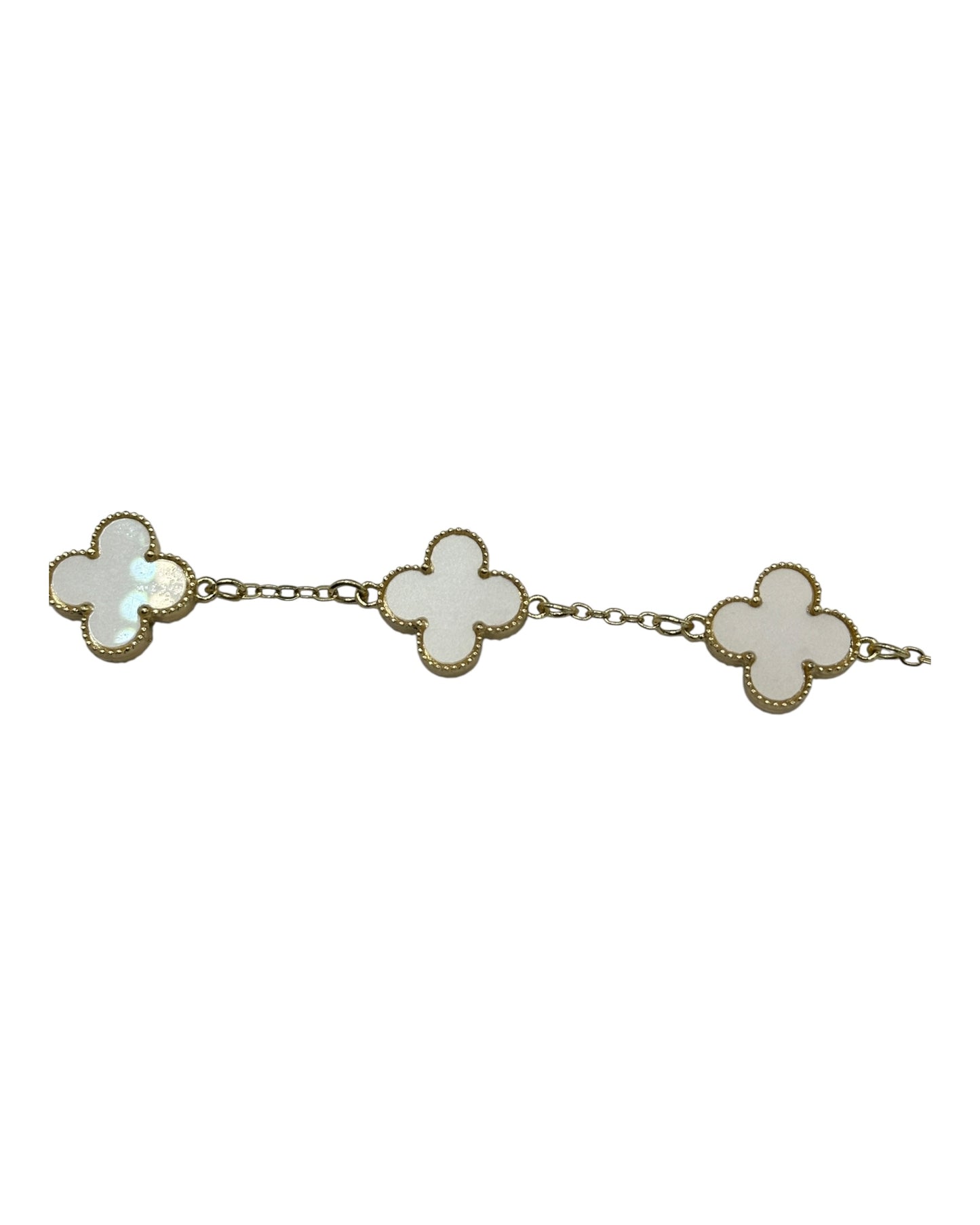 Van Cleef & Arpels Alhambra Armband mit Kleeblättern Weiß