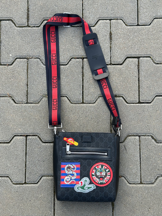 GUCCI SCHULTERTASCHE MIT GG-MONOGRAMM UND WEB-STRAP | 1:1 REPLICA | PU LEDER