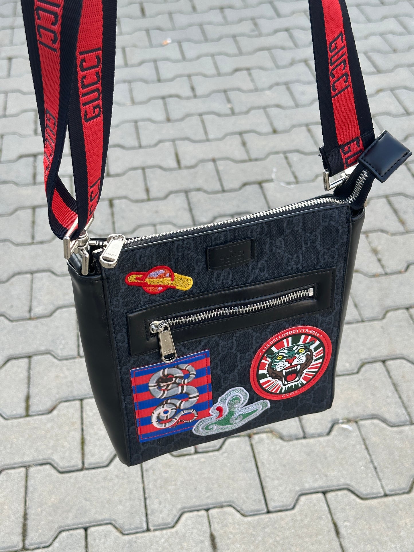 GUCCI SCHULTERTASCHE MIT GG-MONOGRAMM UND WEB-STRAP | 1:1 REPLICA | PU LEDER