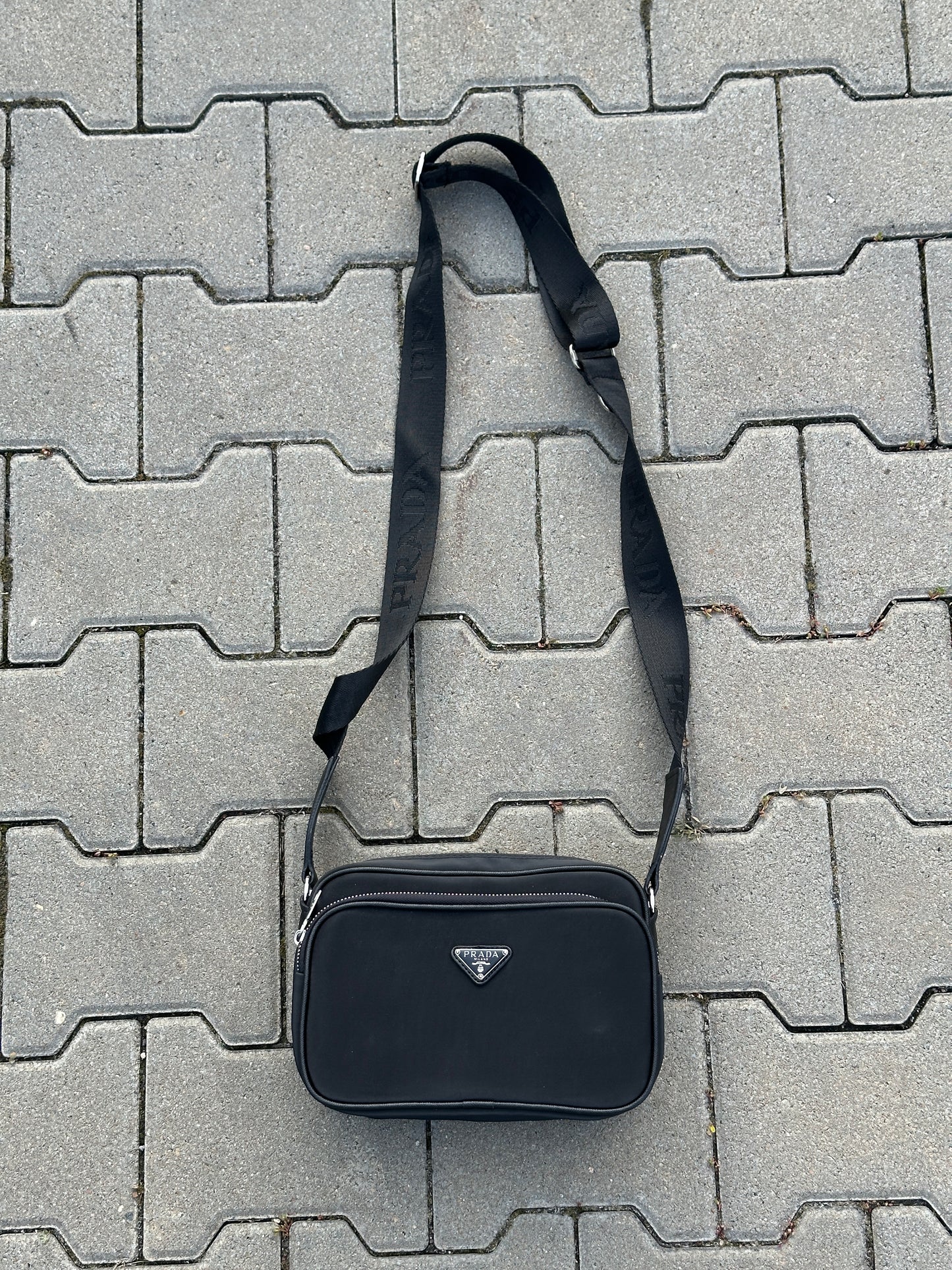 PRADA MESSENGER BAG AUS NYLON IN SCHWARZ | 1:1 REPLICA