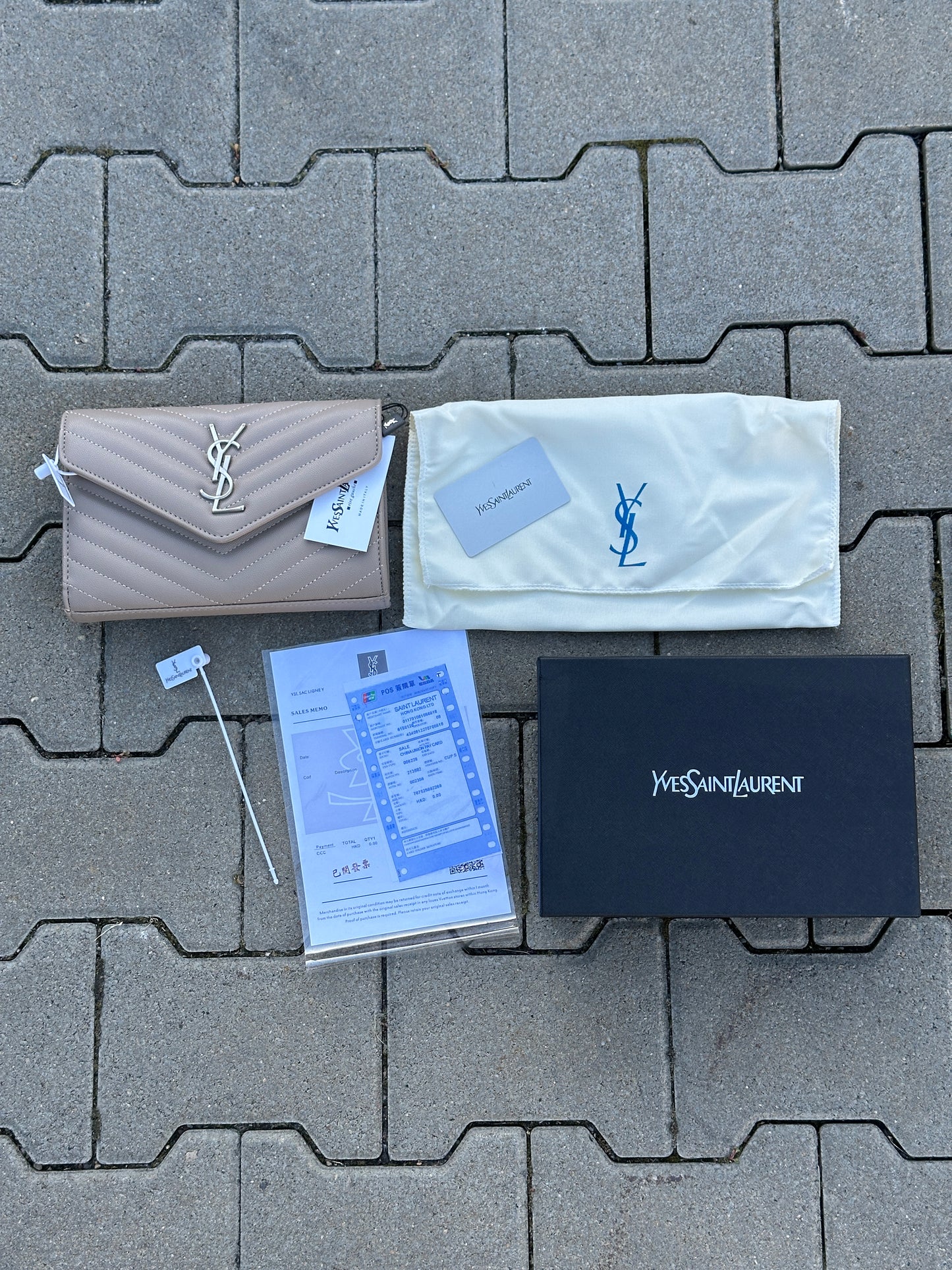YVES SAINT LAURENT ENVELOPE BAG IN BEIGE MIT SILBERNEM LOGO | 1:1 REPLICA