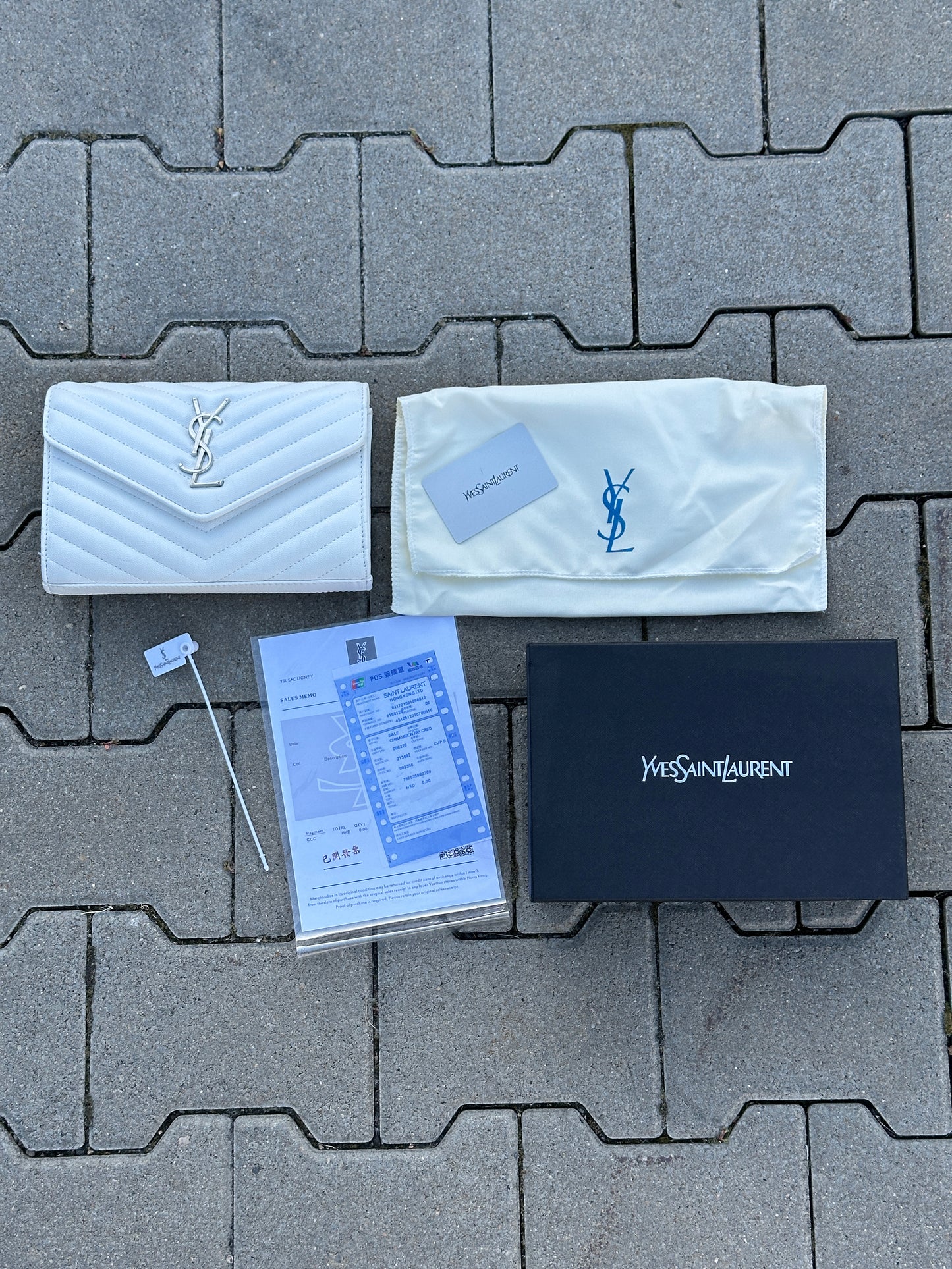 YVES SAINT LAURENT ENVELOPE BAG IN WEISS MIT SILBERNEM LOGO | 1:1 REPLICA