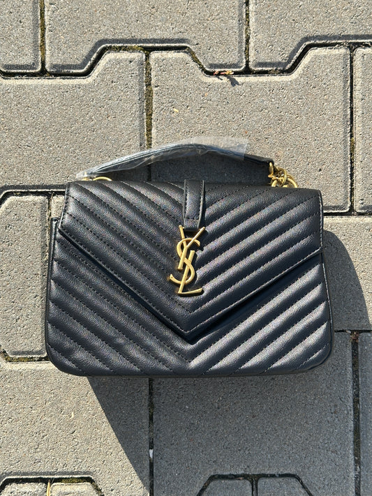 YSL UMHÄNGETASCHE MIT GOLDFARBENEM LOGO UND V-STEPPUNG | 1:1 REPLICA