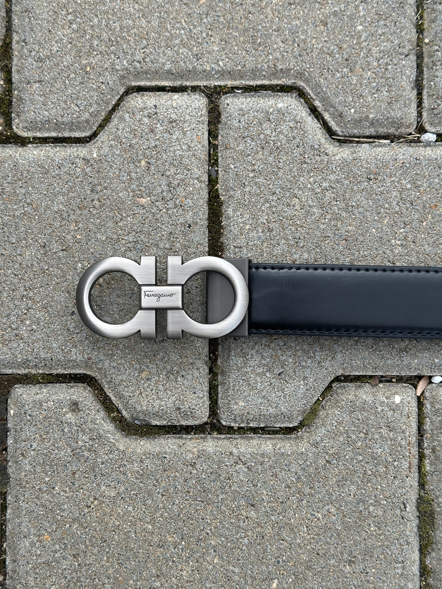 SALVATORE FERRAGAMO LEDERGÜRTEL MIT DUNKELSILBER SCHNALLE | 1:1 REPLICA | PU LEDER