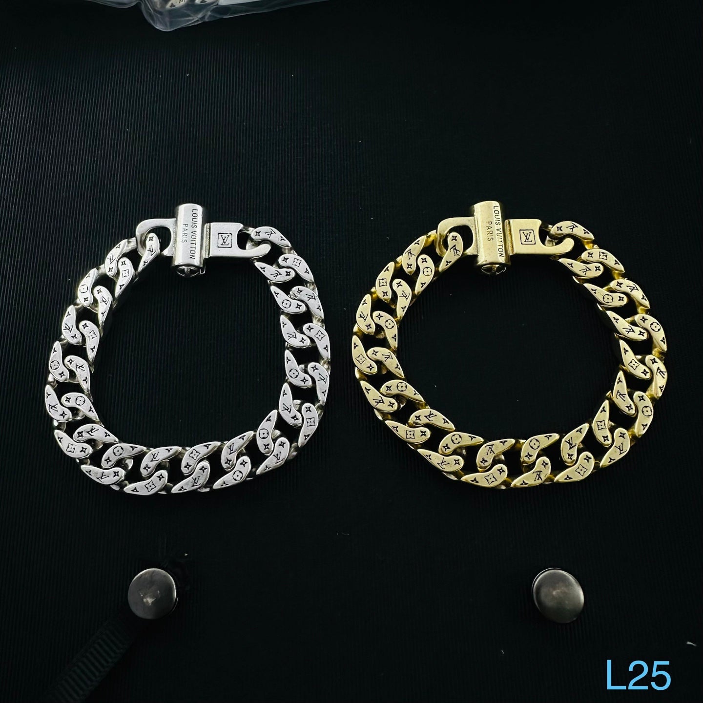 LOUIS VUITTON LV MONOGRAM CHAIN BRACELET – Full Set - 1:1 HIGH END