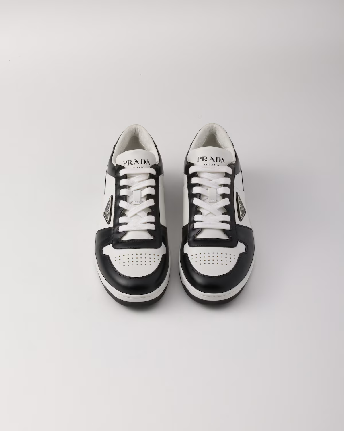 Prada Sneaker Black & White - HIGH QUALITY 1:1