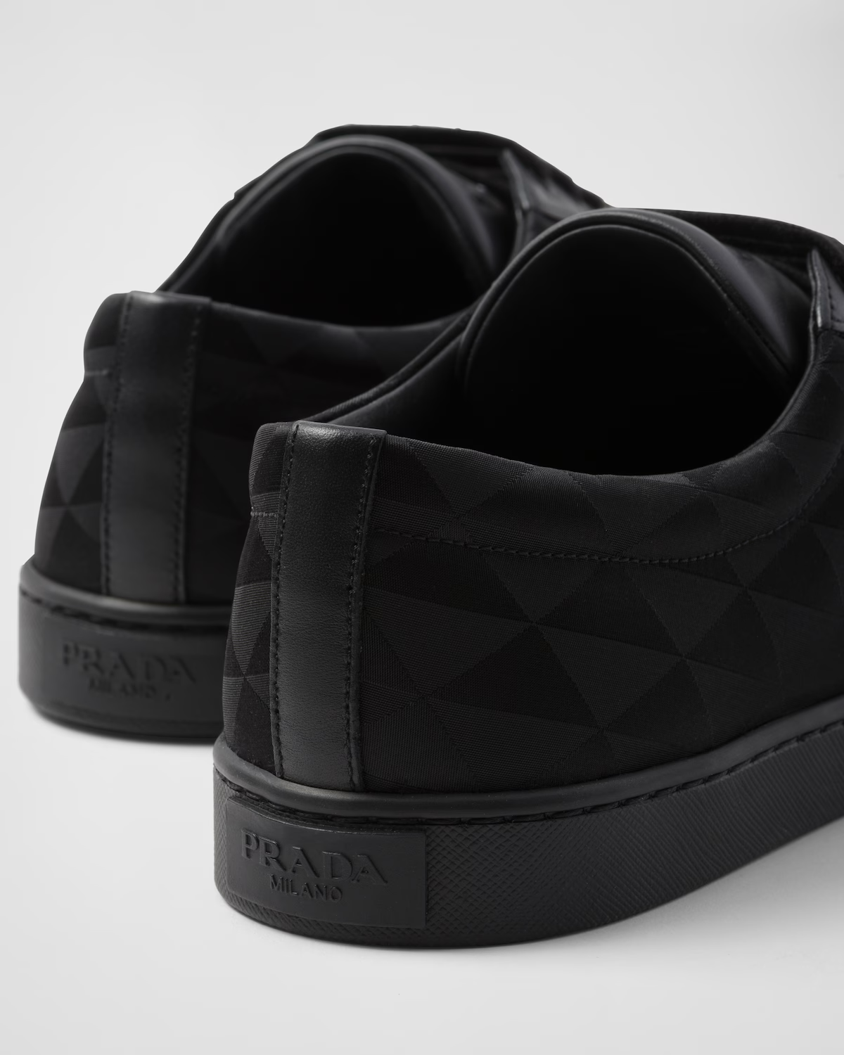 Prada Sneaker Black - HIGH QUALITY 1:1