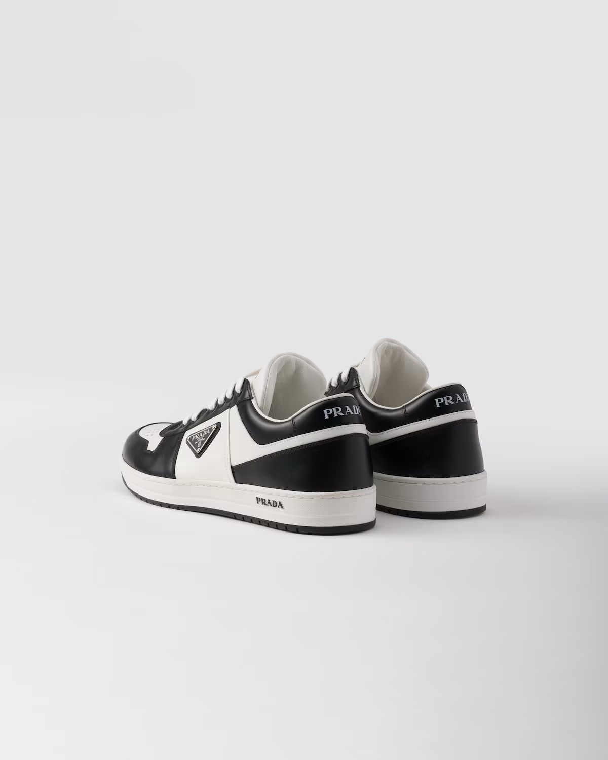 Prada Sneaker Black & White - HIGH QUALITY 1:1
