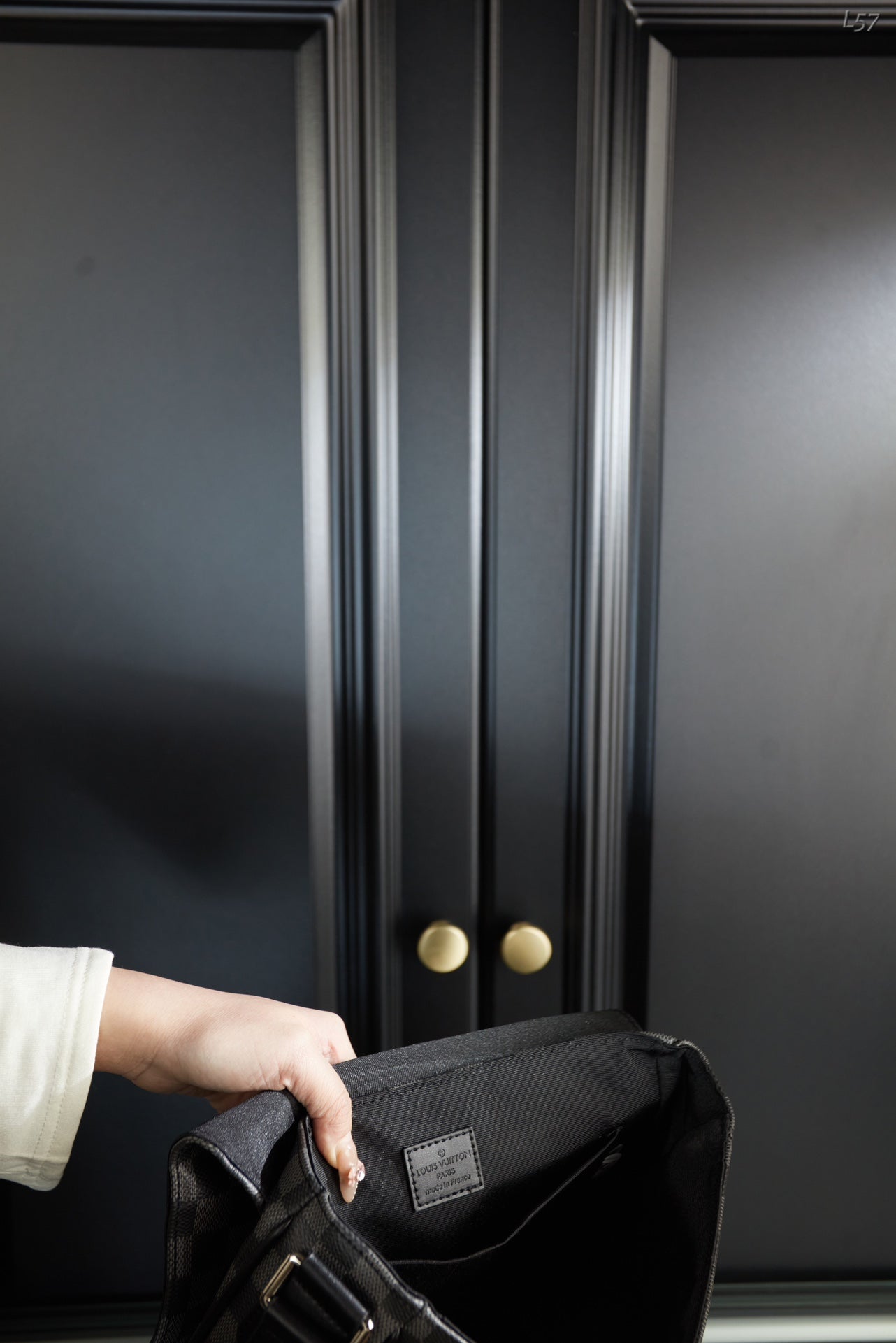LOUIS VUITTON DISTRICT PM – Full Set  - 1:1 HIGH END