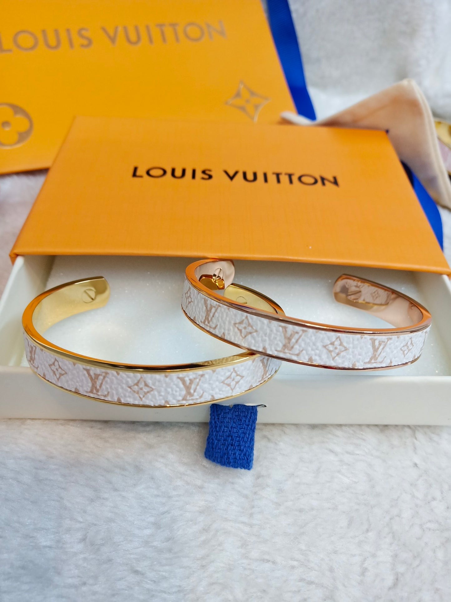 LOUIS VUITTON LONCK WILD BRACELET – Full Set  - 1:1 HIGH END