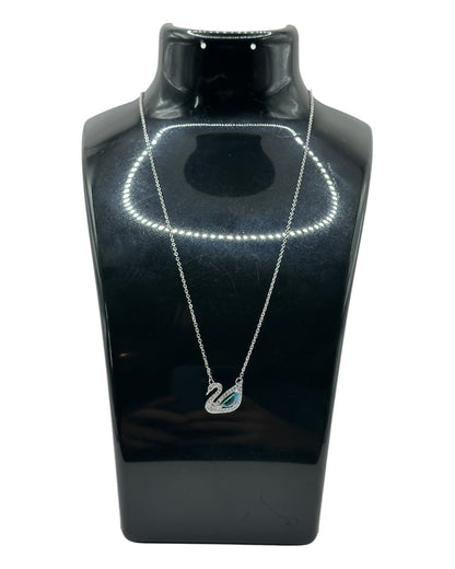 Swarovski Iconic Swan Halskette Hellblau