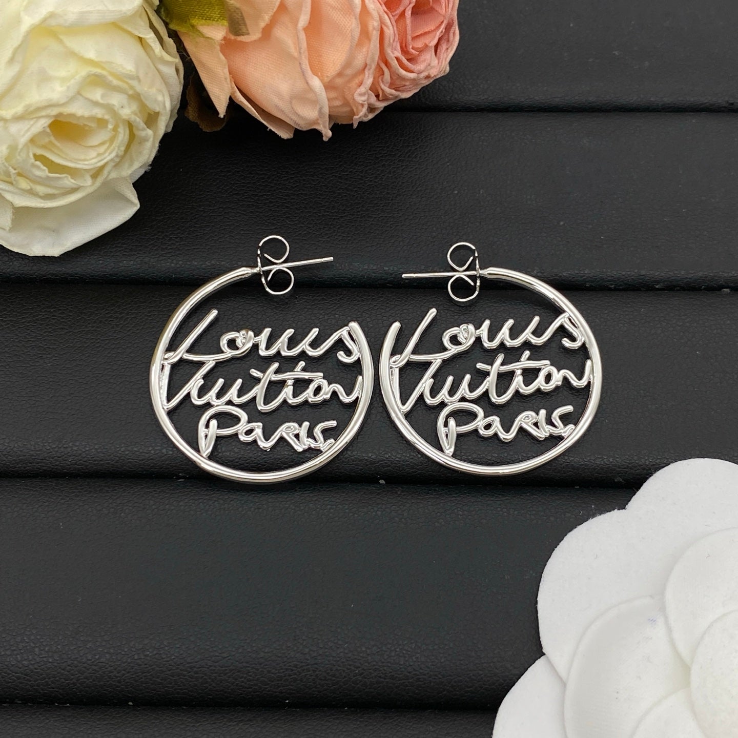 LOUIS VUITTON LV SCRIPT HOOPS – FULL SET – 1:1 HIGH END