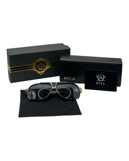 Dita Sonnenbrille in Gold mit dunkle Gläser D2