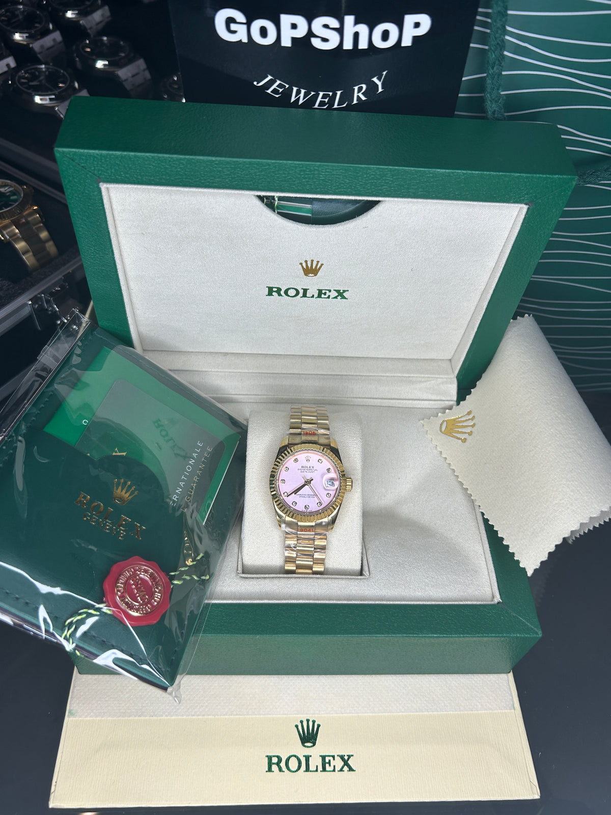 ROLEX DATE JUST - MODÈLE FEMME - CADRAN ROSE - OR
