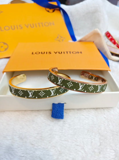 LOUIS VUITTON LONCK WILD BRACELET – Full Set  - 1:1 HIGH END