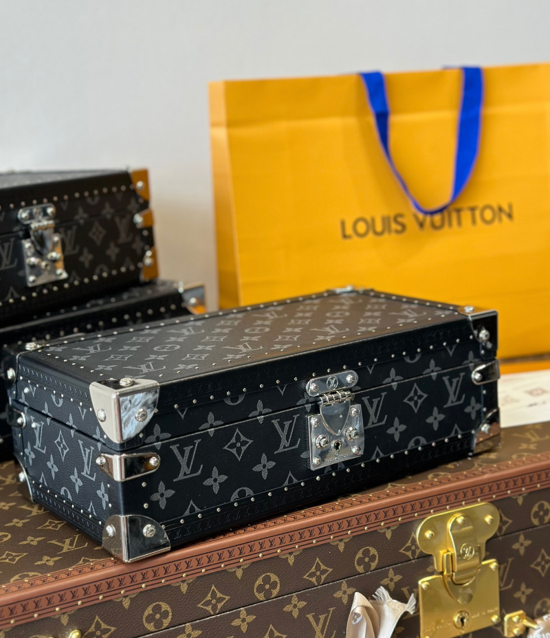 LOUIS VUITTON  COFFRET 8 MONTRES – Full Set  - 1:1 HIGH END