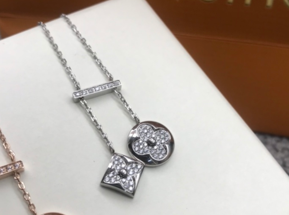 LOUIS VUITTON IDYLLE BLOSSOM NECKLACE  – Full Set  - 1:1 HIGH END