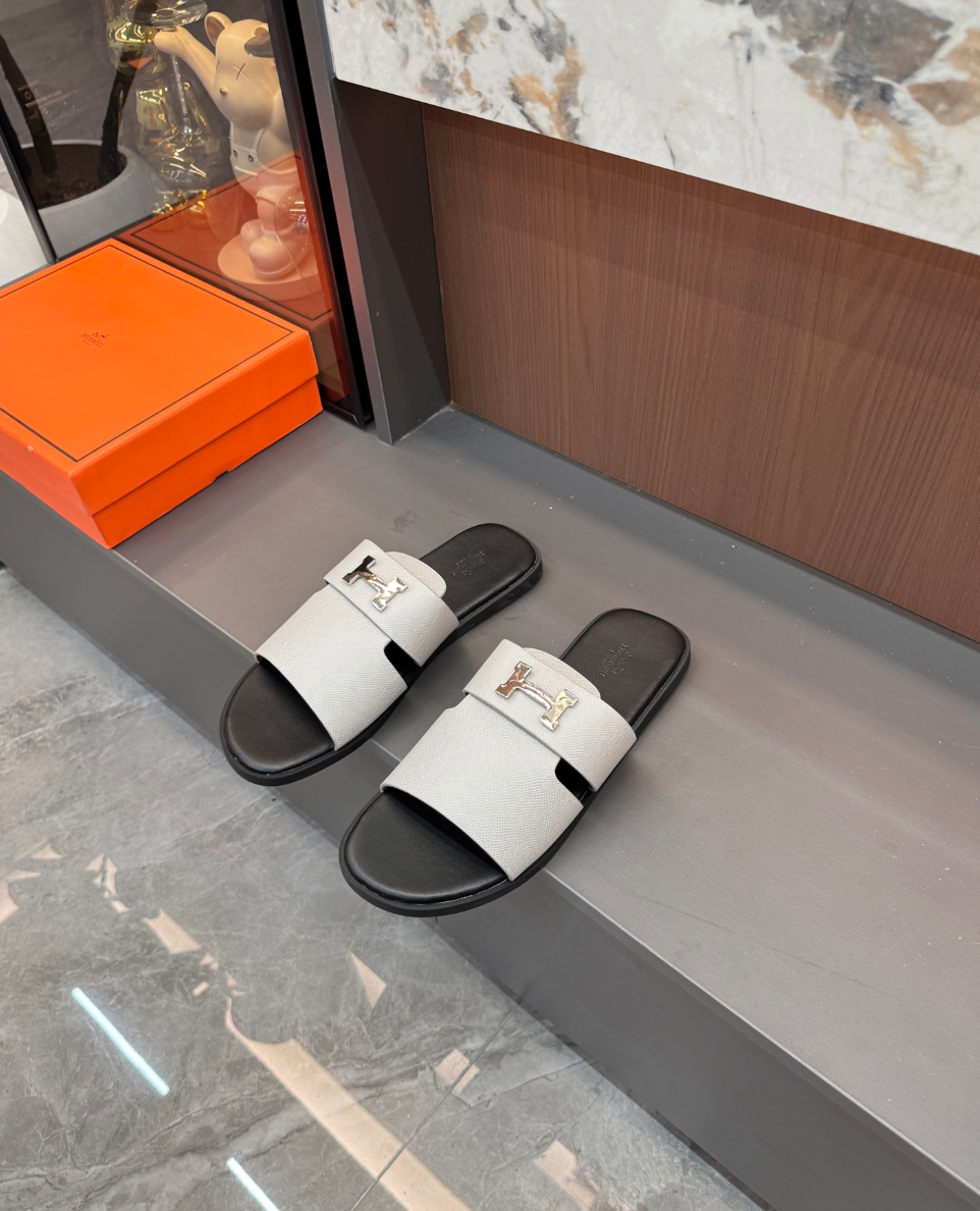 HERMÈS H LEATHER SLIDES – FULL SET – 1:1 HIGH END