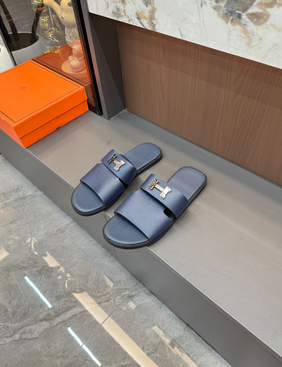 HERMÈS H LEATHER SLIDES – FULL SET – 1:1 HIGH END