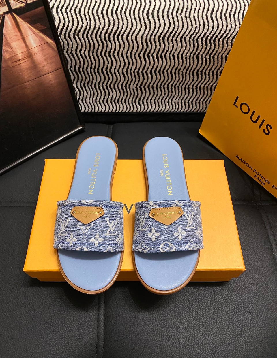 LOUIS VUITTON MONOGRAM SLIDE SANDALS – FULL SET – 1:1 HIGH END