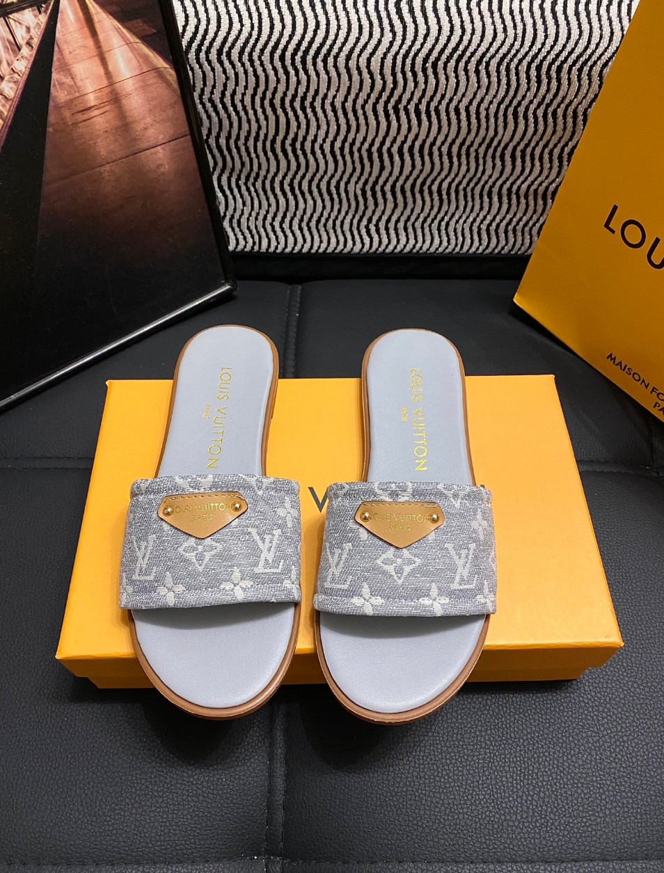 LOUIS VUITTON MONOGRAM SLIDE SANDALS – FULL SET – 1:1 HIGH END