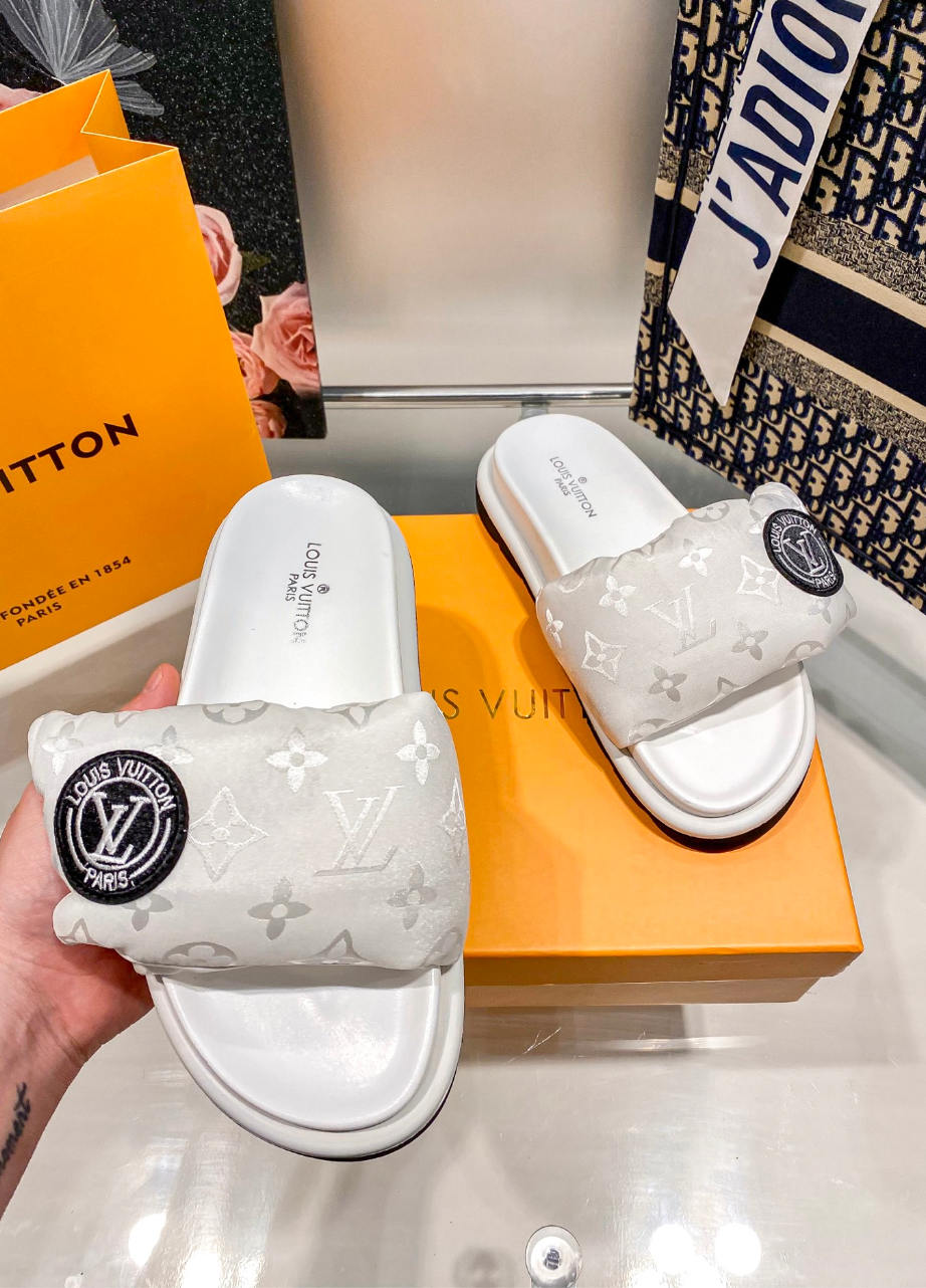 LOUIS VUITTON POOL PILLOW SANDALS – FULL SET – 1:1 HIGH END