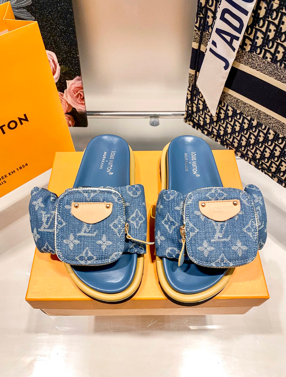 LOUIS VUITTON POOL PILLOW SANDALS – FULL SET – 1:1 HIGH END