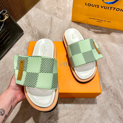 LOUIS VUITTON POOL PILLOW COMFORT DAMIER SANDALS – FULL SET – 1:1 HIGH END
