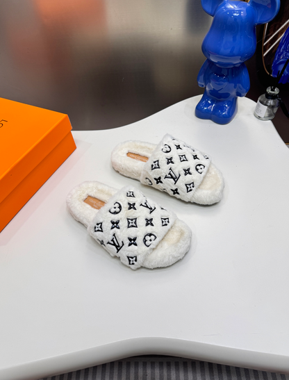LOUIS VUITTON SWEET LINE MINK FUR SLIDES – FULL SET – 1:1 HIGH END