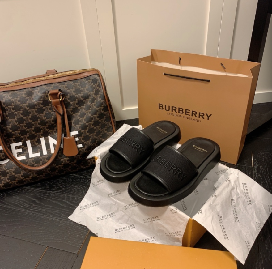 BURBERRY LOGO SLIDE SANDALS – EMBROIDERED LOGO – FULL SET – 1:1 HIGH END