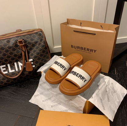 BURBERRY LOGO SLIDE SANDALS – EMBROIDERED LOGO – FULL SET – 1:1 HIGH END