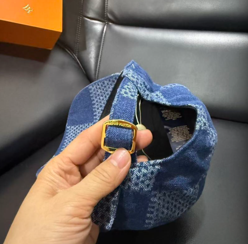 LOUIS VUITTON DAMIER DENIM 3D BASEBALL CAP – BLUE / DARK BLUE  – 1:1 HIGH END