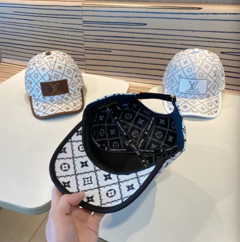 LOUIS VUITTON MONOGRAM PATCH BASEBALL CAP – WHITE / BLACK / BROWN  – 1:1 HIGH END